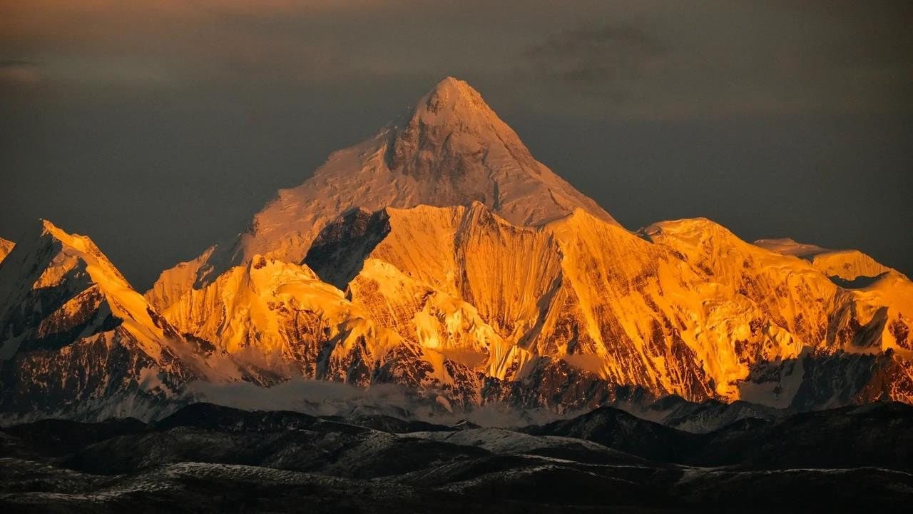 Discover the Unfiltered Tibetan Plateau
